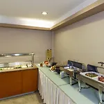 Hotel Africa Rhodes City