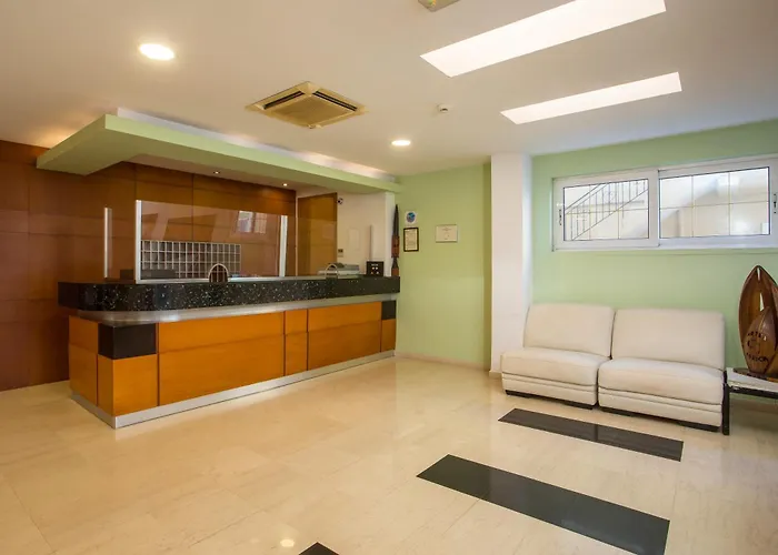 アフリカ ホテル